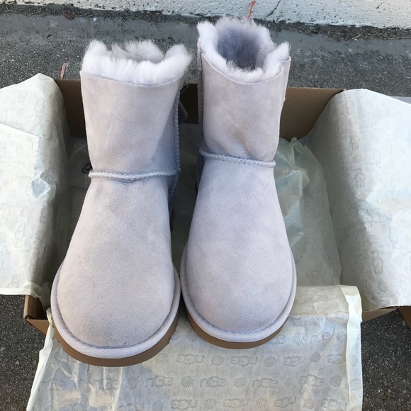 UGG water resistant Bailey bow II ribbon 7,8,9,10 - Picture 2 of 7